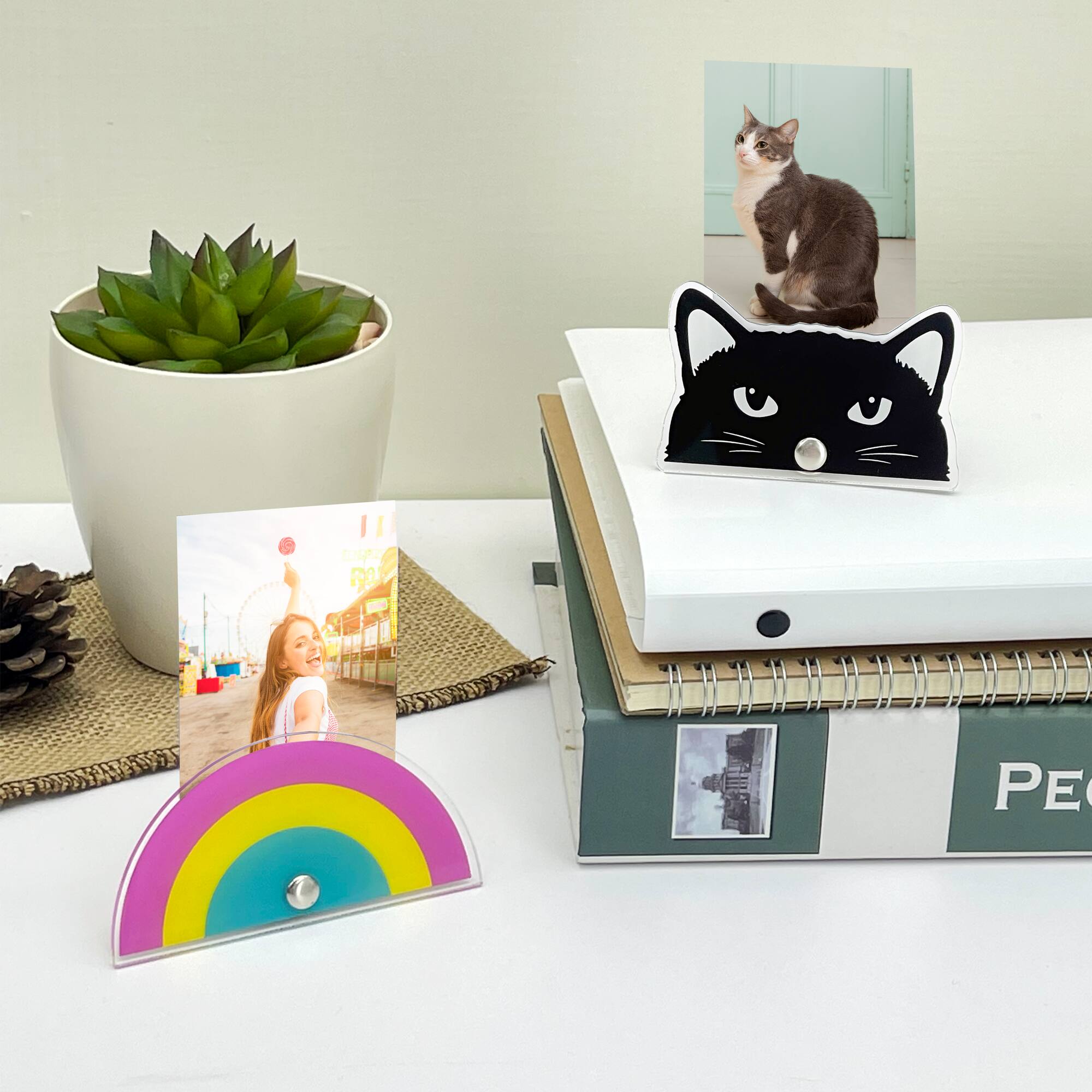 Rainbow Mini Clip Frame by Studio Décor®